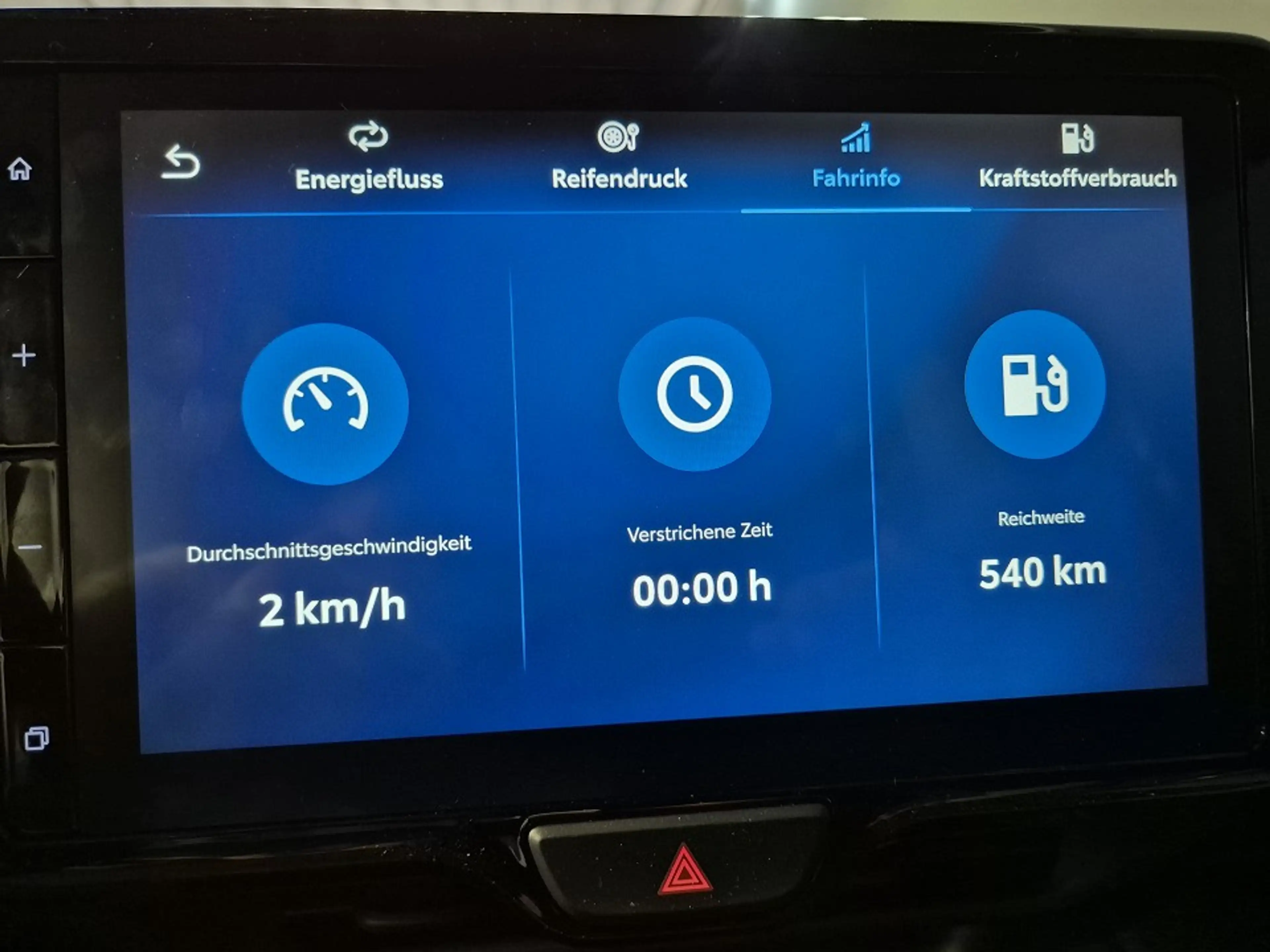 Mazda 2 Hybrid 5HB 1.5L Hybrid VVT-i 116 CVT FWD Centre-Li — photo 14
