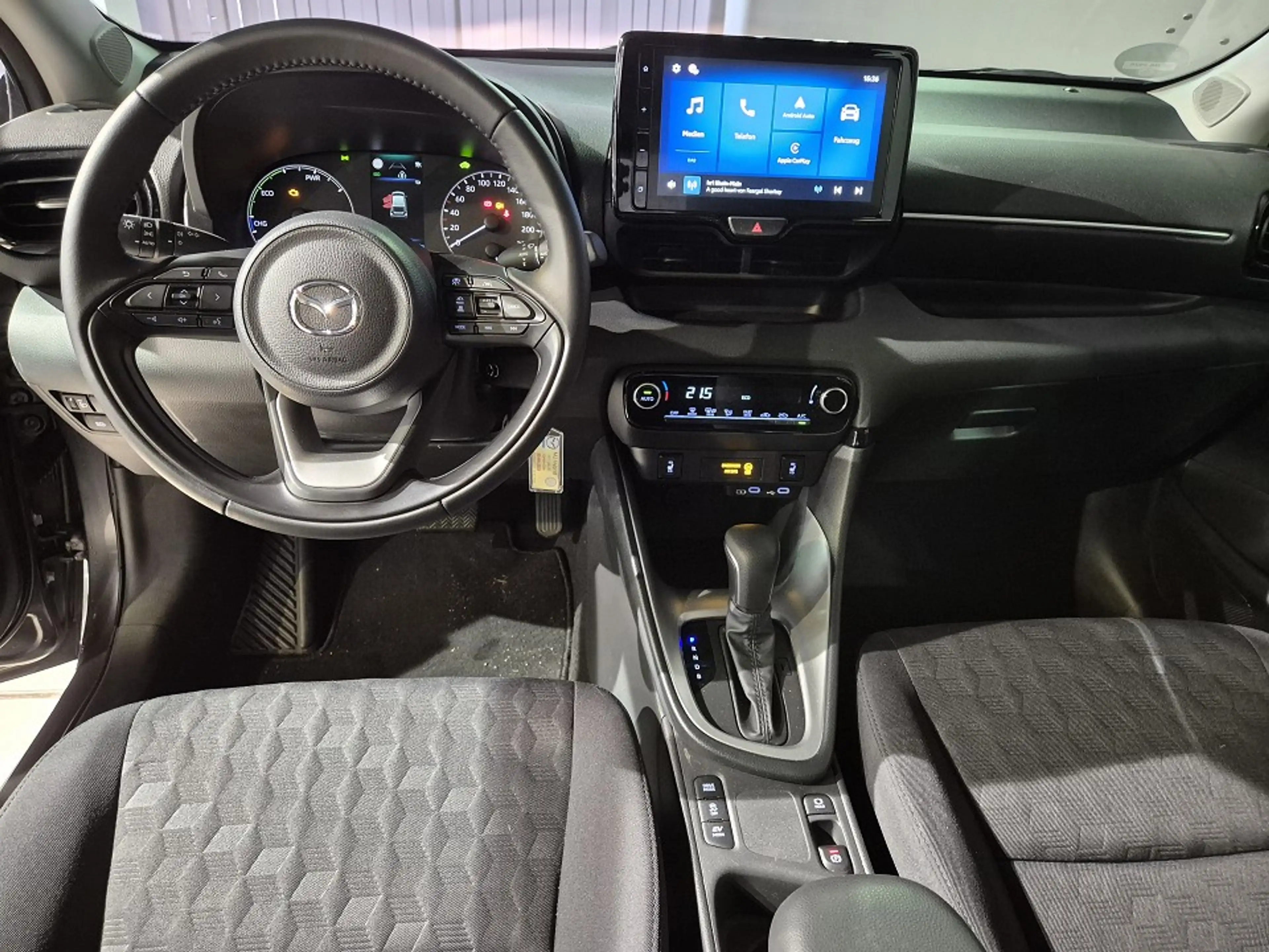 Mazda 2 Hybrid 5HB 1.5L Hybrid VVT-i 116 CVT FWD Centre-Li — photo 8