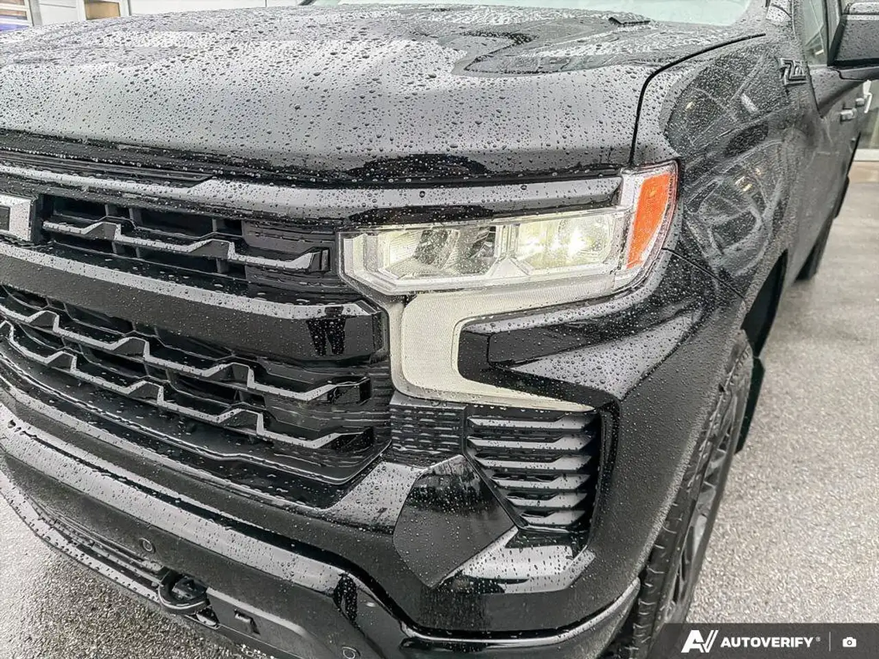 Chevrolet Silverado 1500 photo Chevrolet Silverado 1500