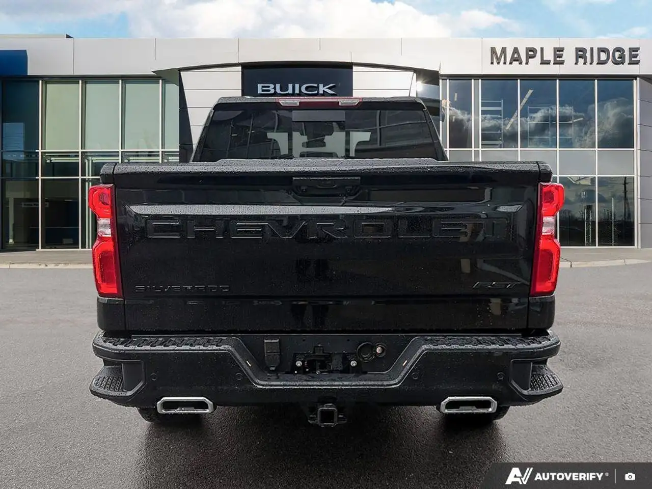 Chevrolet Silverado 1500 photo Chevrolet Silverado 1500