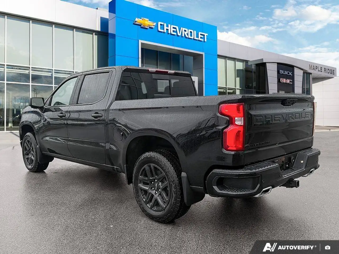Chevrolet Silverado 1500 photo Chevrolet Silverado 1500