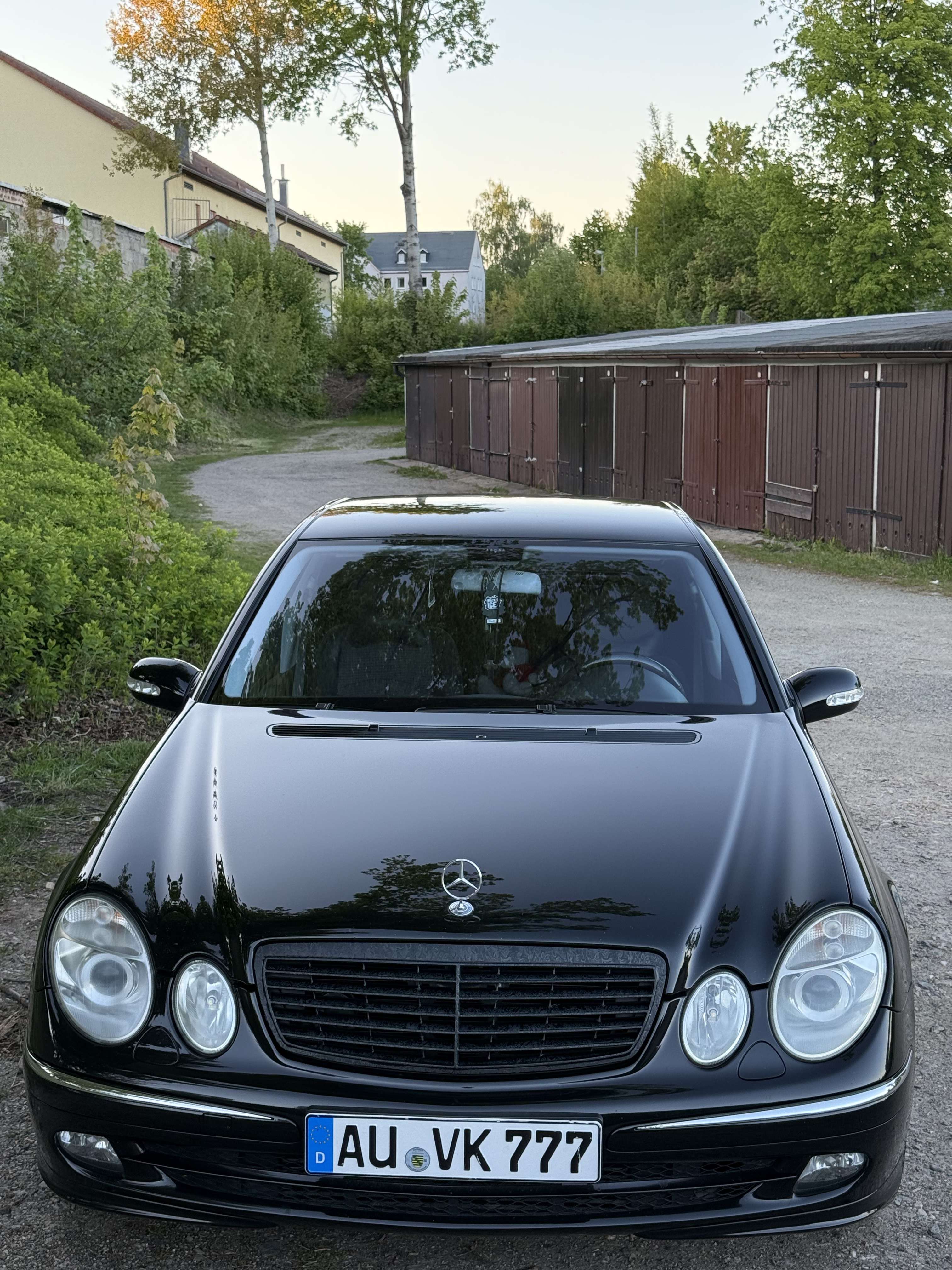 Second hand Mercedes Benz E-Class 