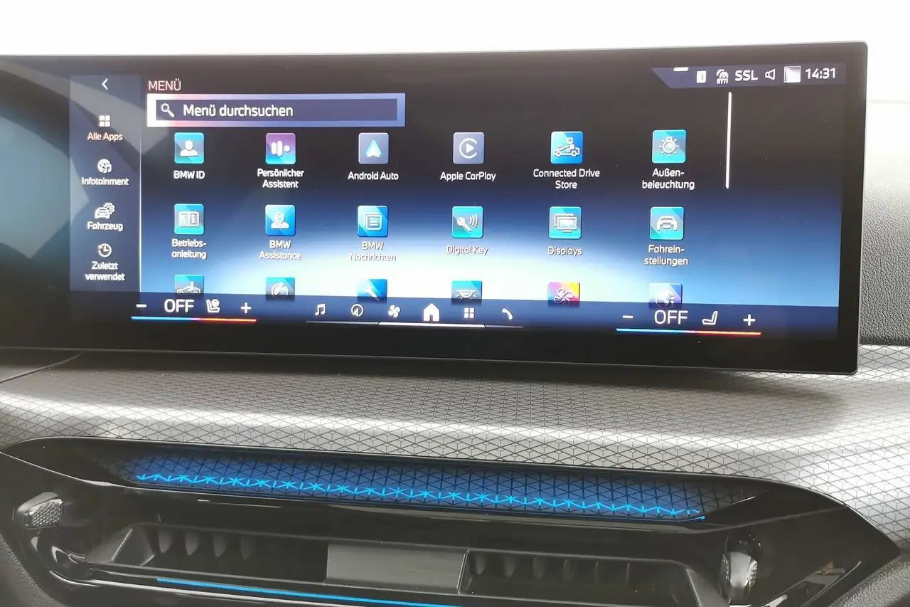 BMW 330 i xDrive M Sport PAN|ACC|HUD|ParkAs+360AHK 12