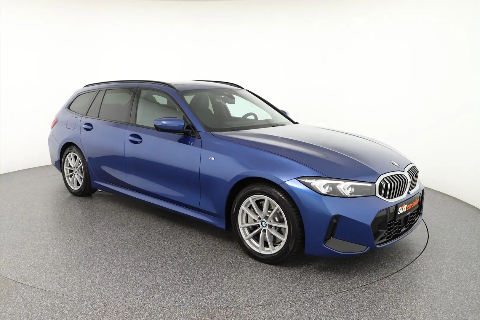 BMW 330 i xDrive M Sport PAN|ACC|HUD|ParkAs+360°|AHK Blau - 1