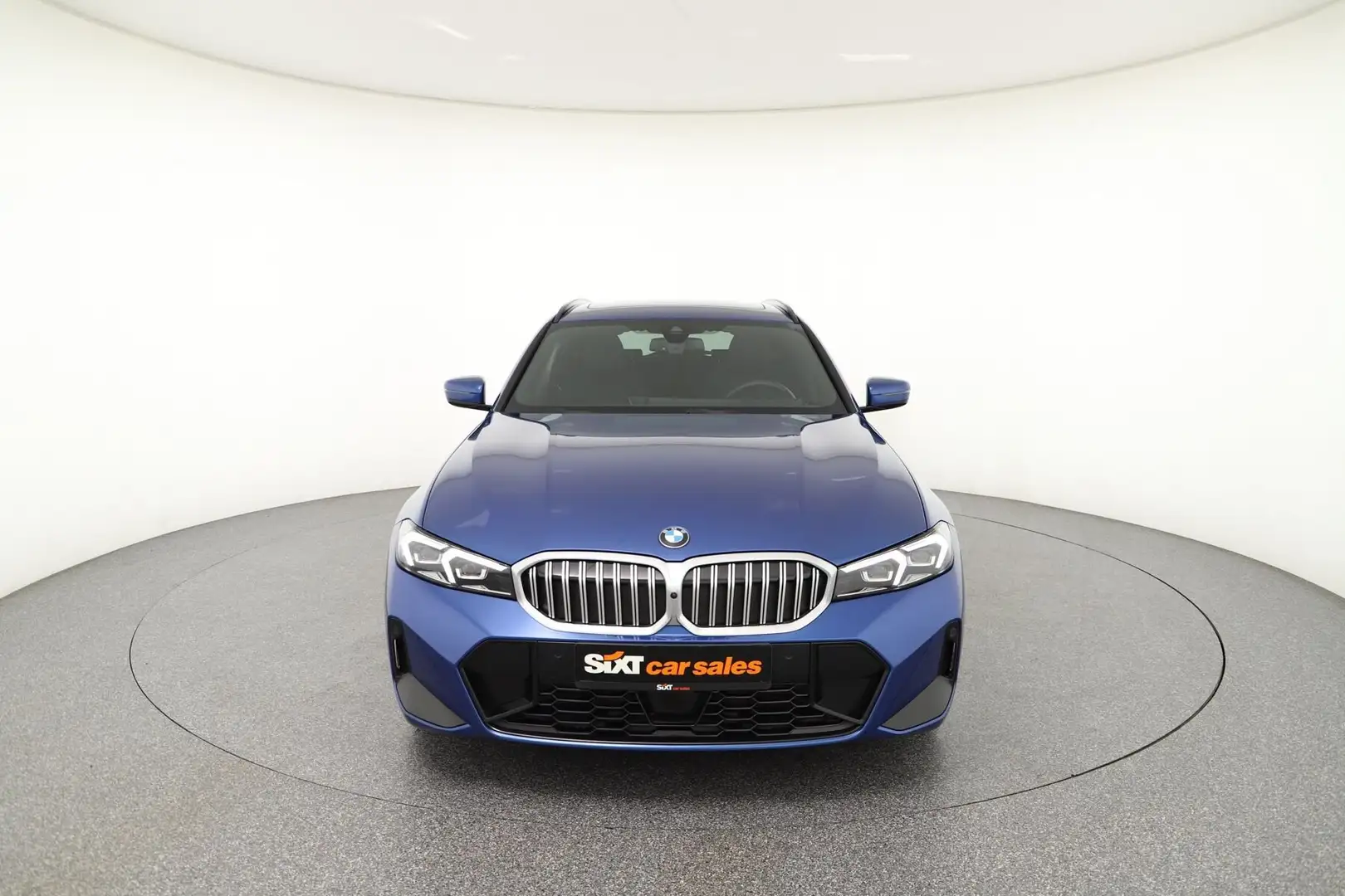 BMW 330 i xDrive M Sport PAN|ACC|HUD|ParkAs+360°|AHK Blau - 2