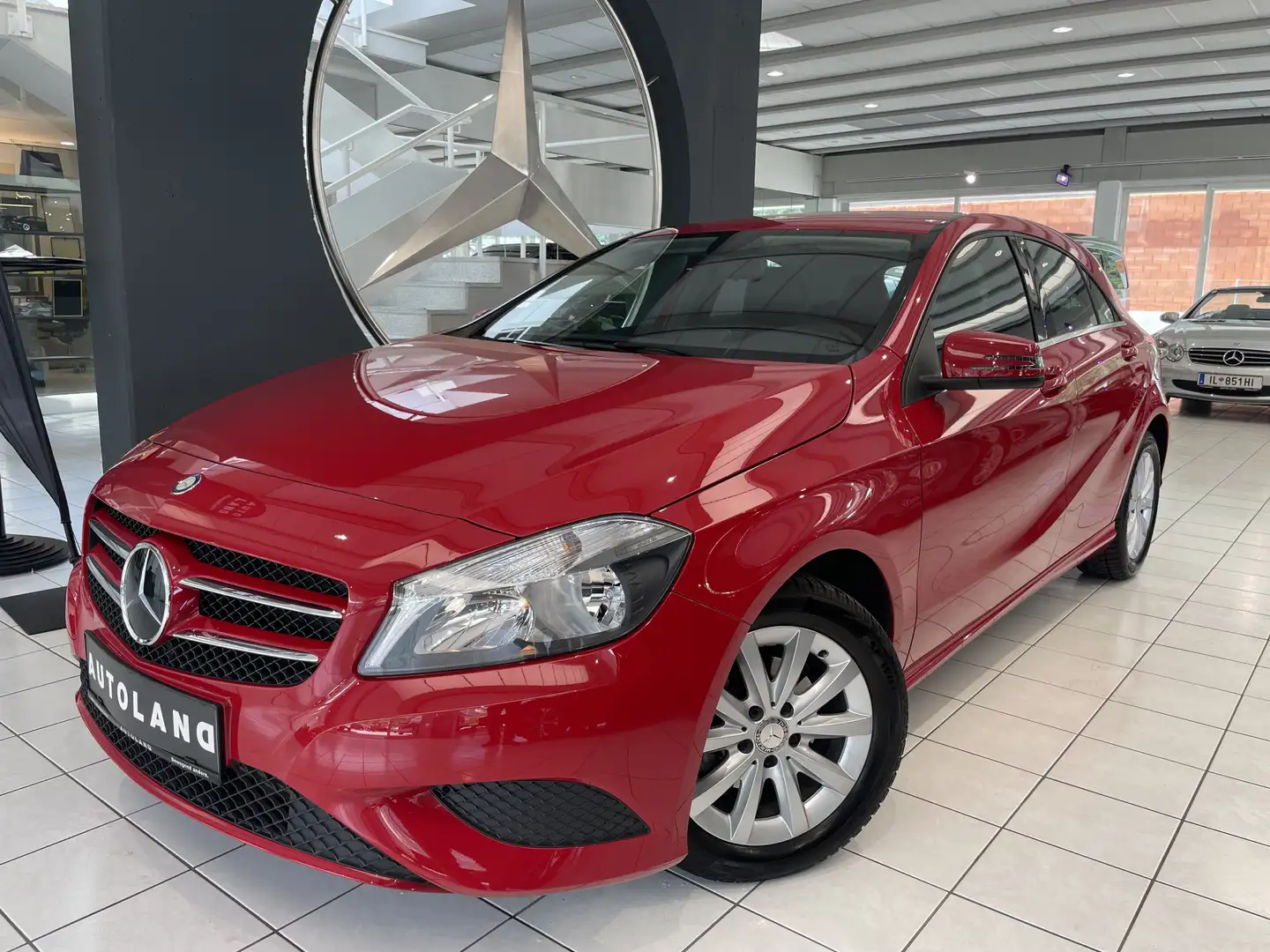Mercedes-Benz A 180 CDI / d BlueEfficiency Rot - 2