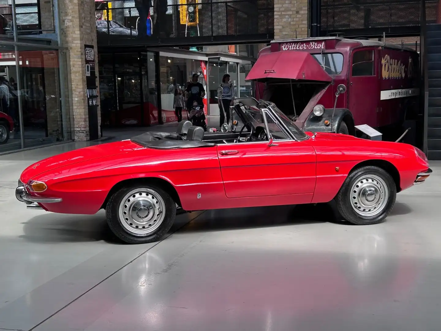 Alfa Romeo Spider Rundheck-Spider 1600, 2.Hd.,Pappbrief! Roşu - 1
