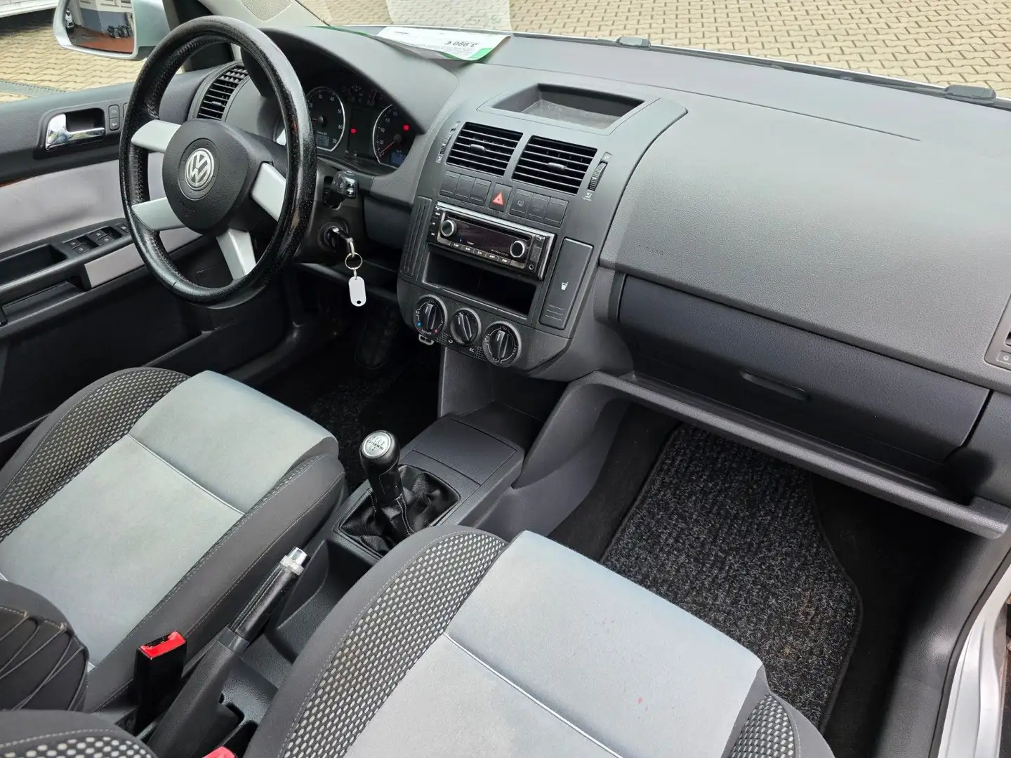 Volkswagen Polo IV 1.4 CrossPolo Klima/Tempomat/AHK/Alu 15" Argent - 2
