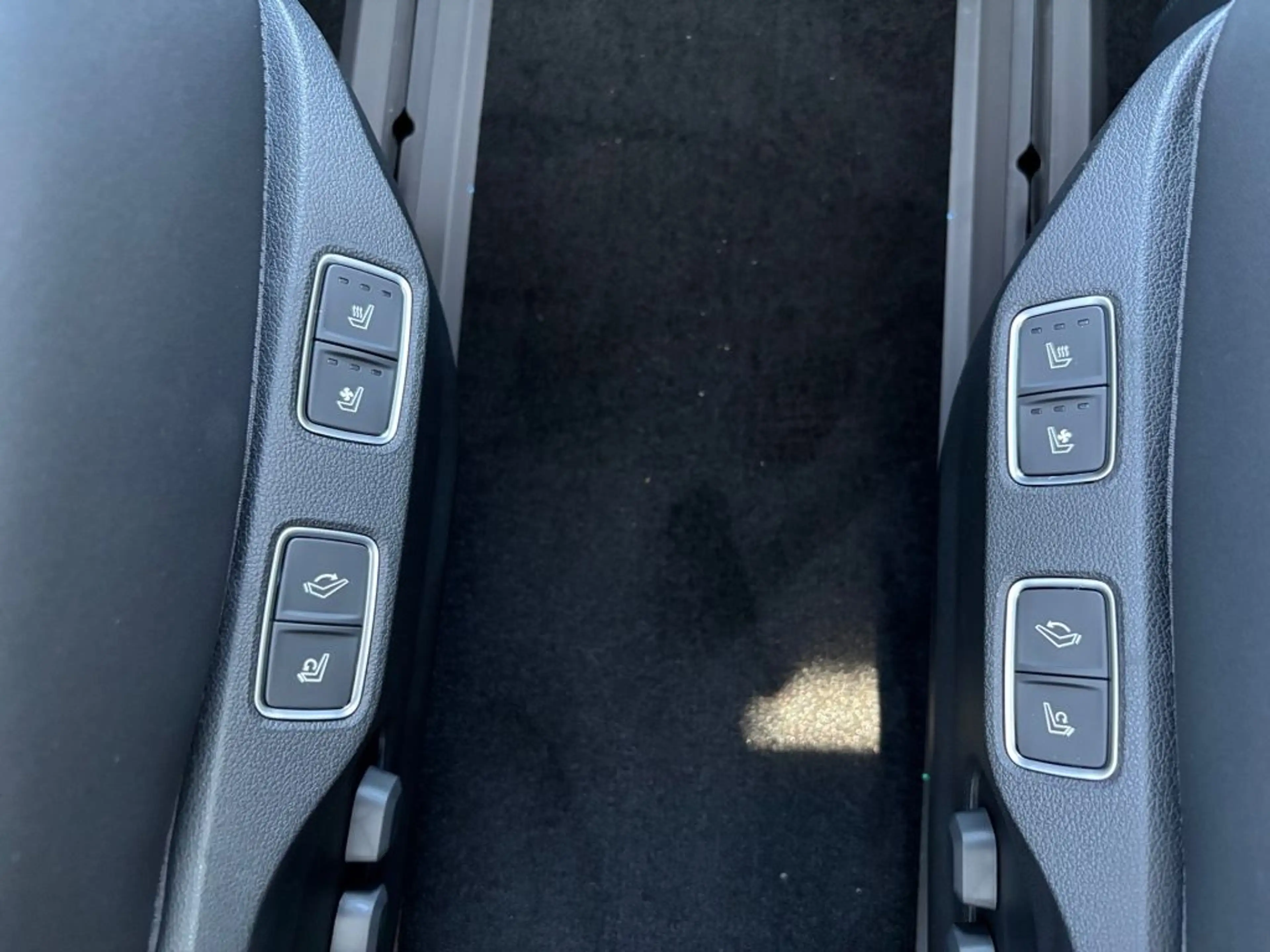 Hyundai STARIA Elektro Calligraphy — photo 15