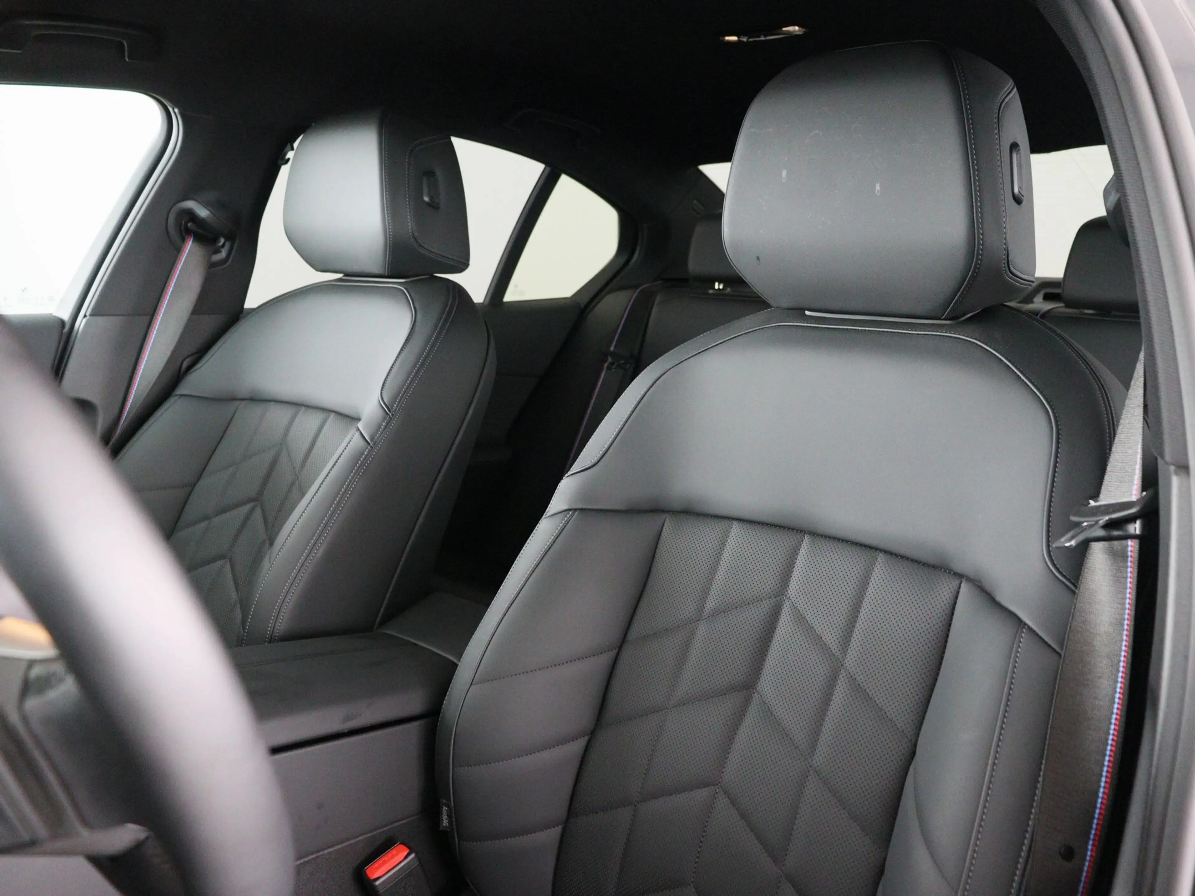 BMW 550 5 Serie 550e xDrive — photo 6