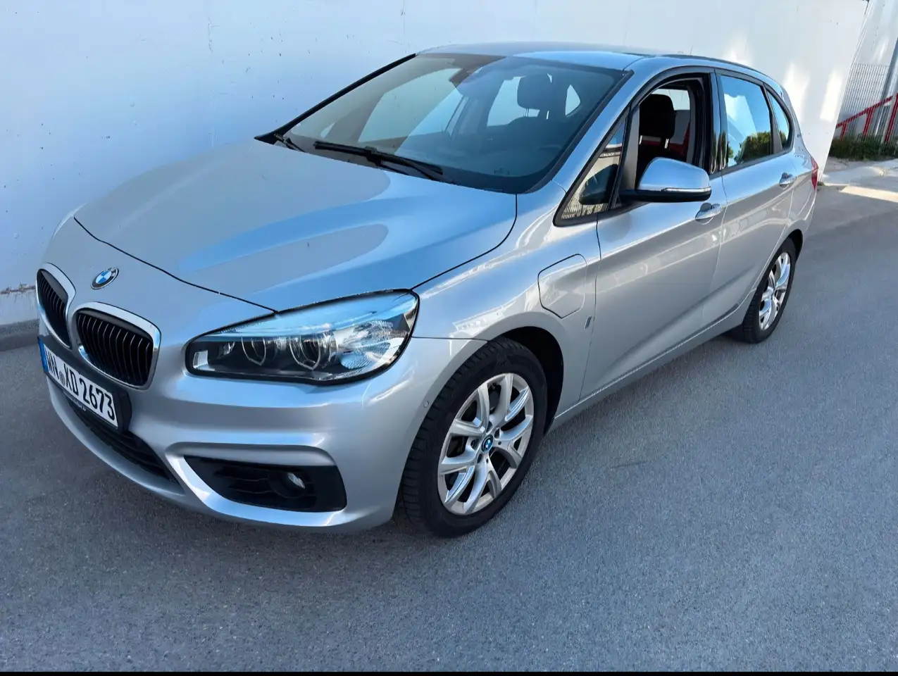 BMW 225