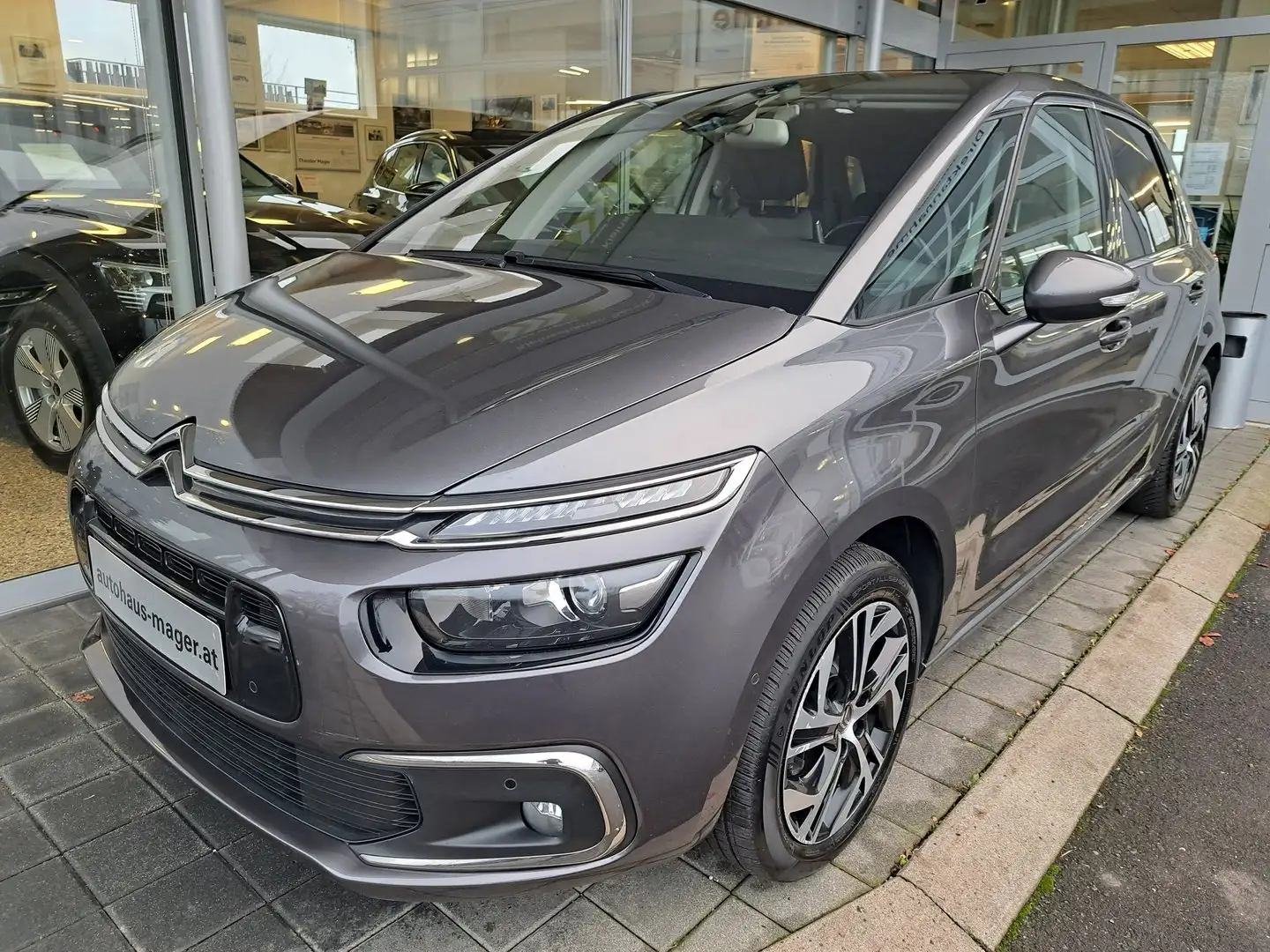 Citroen C4 Spacetourer BlueHDi 130 S&S 6-Gang Fe Grau - 1