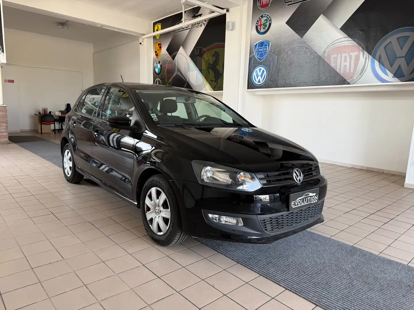 Volkswagen Polo Polo V 2009 5p 1.2 tdi Comfortline Zwart - 1