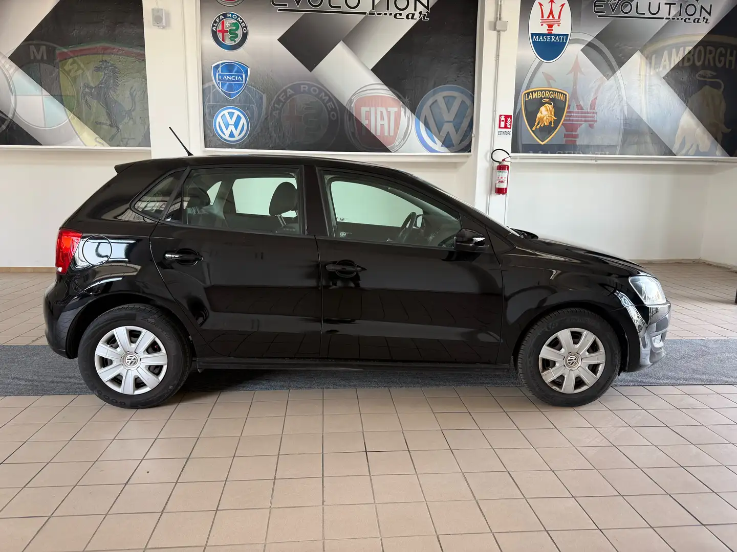 Volkswagen Polo Polo V 2009 5p 1.2 tdi Comfortline Zwart - 2