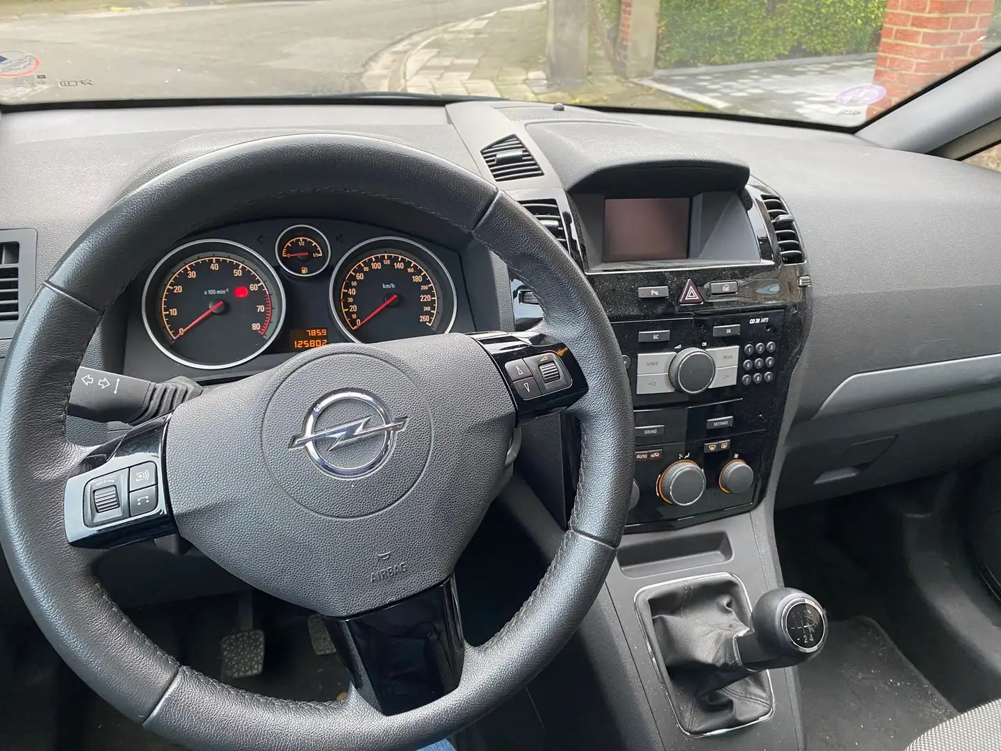 Opel Zafira Zafira 1.6i Enjoy Black - 2