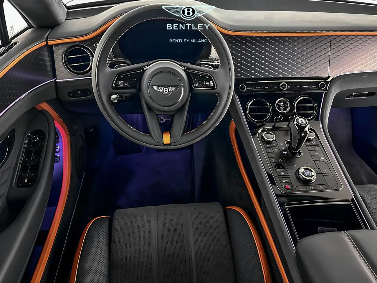 Bentley Continental GT 2024 — фото 12