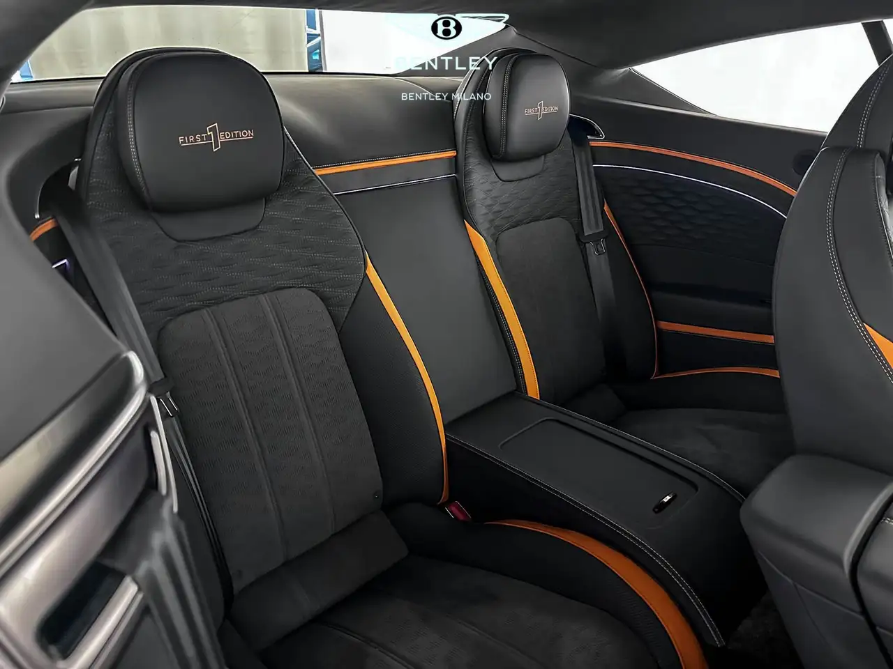 Bentley Continental GT 2024 — фото 14