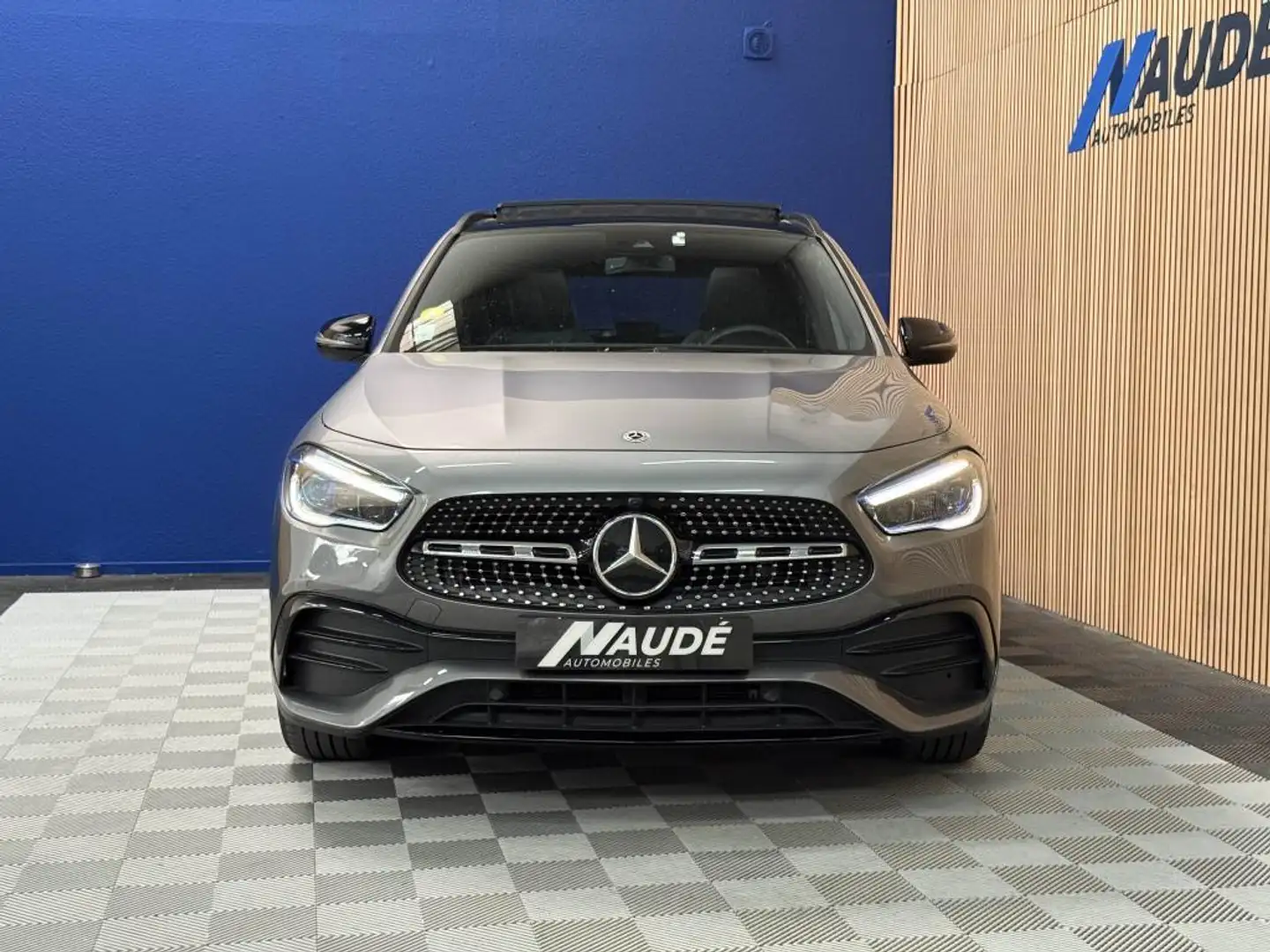 Mercedes-Benz G 200d 8G-DCT AMG Line Gris - 2