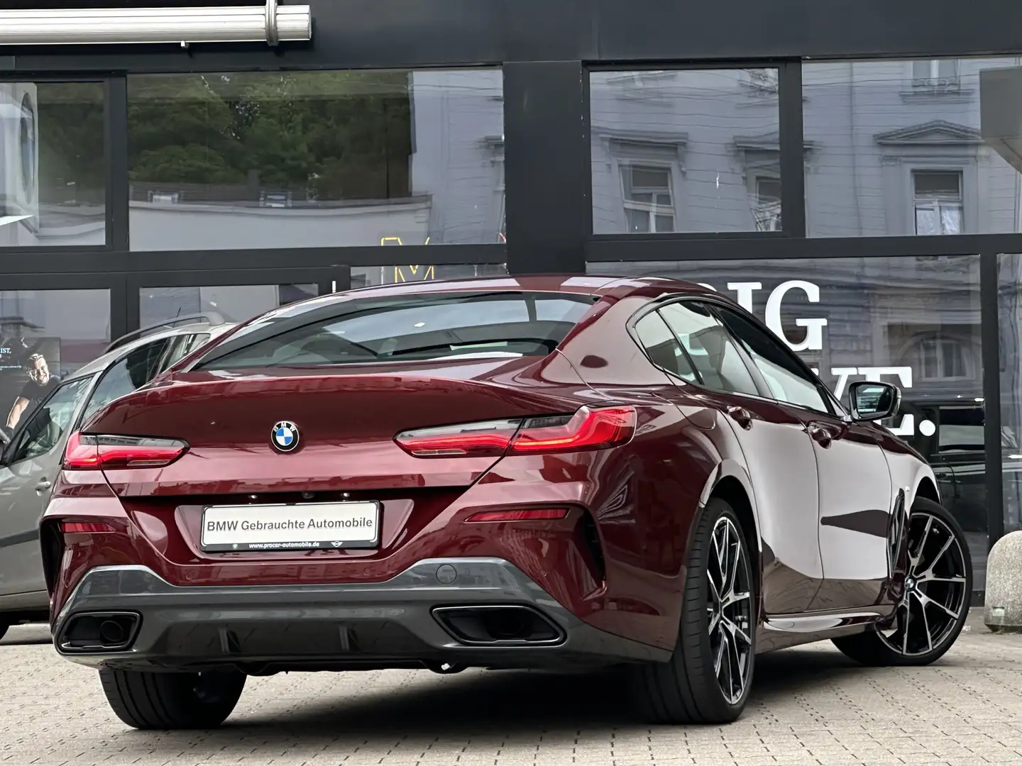 BMW 840 i xDrive M Sport Laser DA PA Soft-Cl. 20"LM Rot - 2