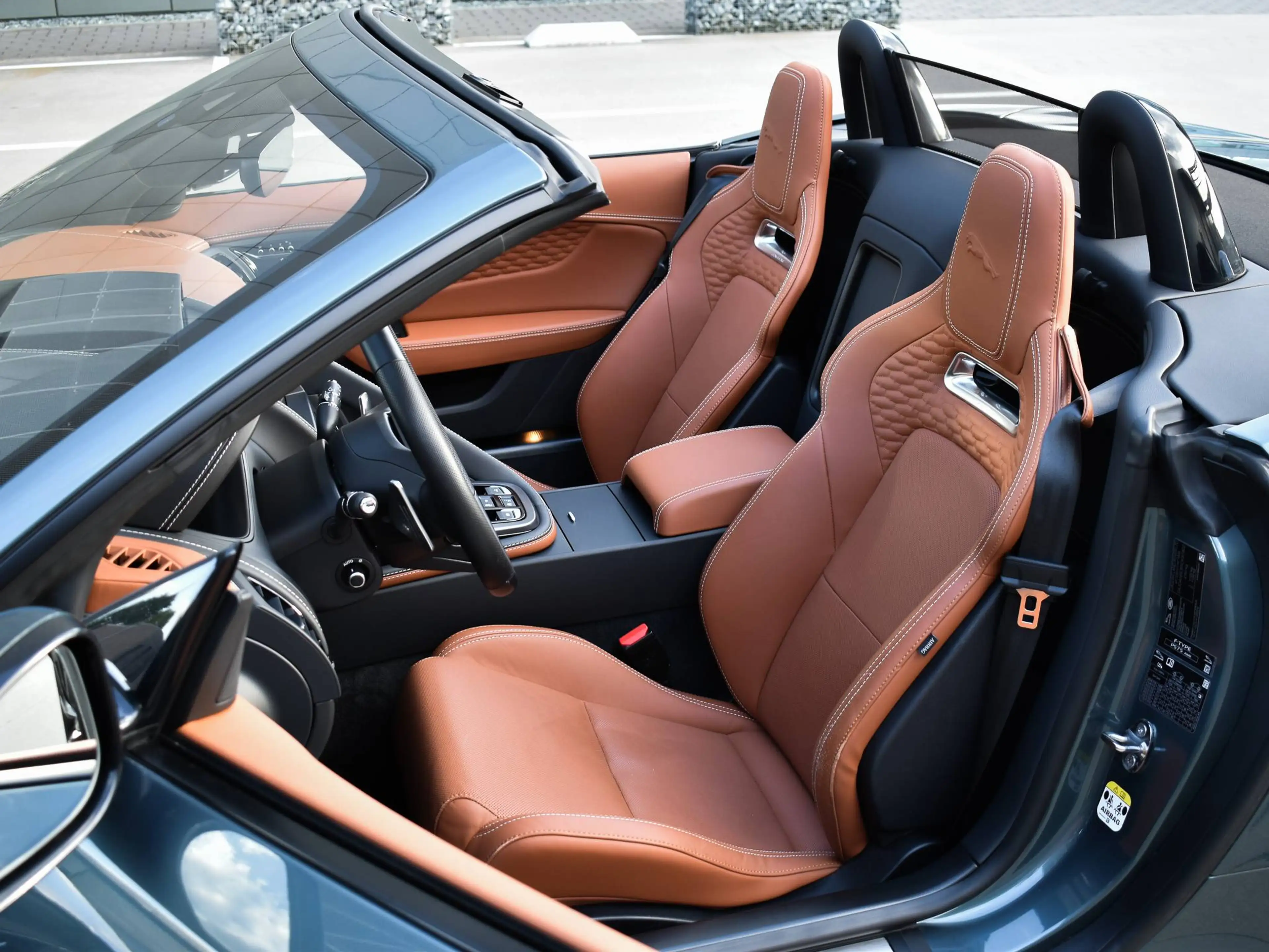 Jaguar F-Type 5.0 V8 R Cabriolet AWD P575 / Giola Green / Black Pack / FULL — photo 7