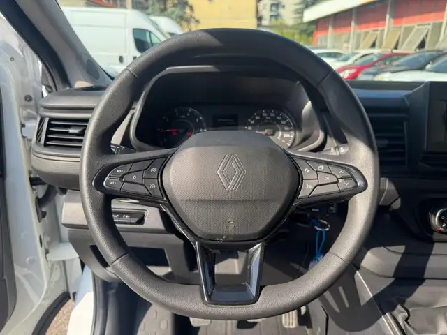 Renault Trafic view 11