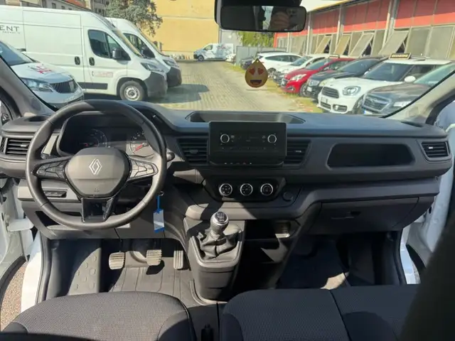 Renault Trafic view 8