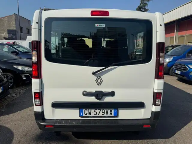 Renault Trafic view 7