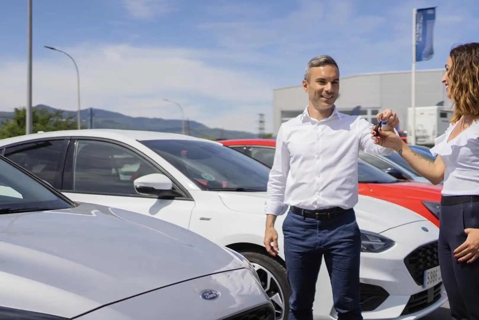 Ford Tourneo Courier 1.0 Ecoboost Titanium - 2