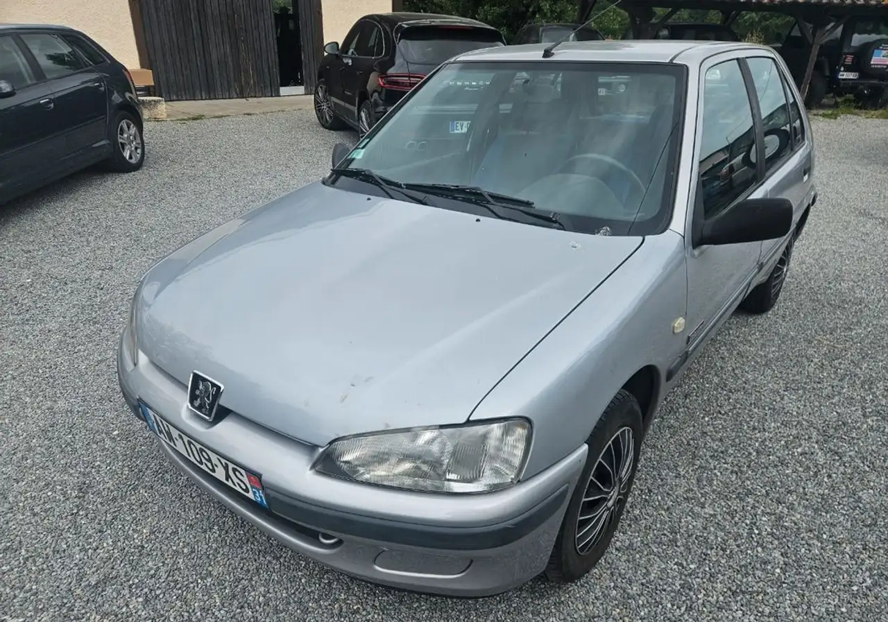Peugeot 106 1.4i 75 cv bva 104000 kms
