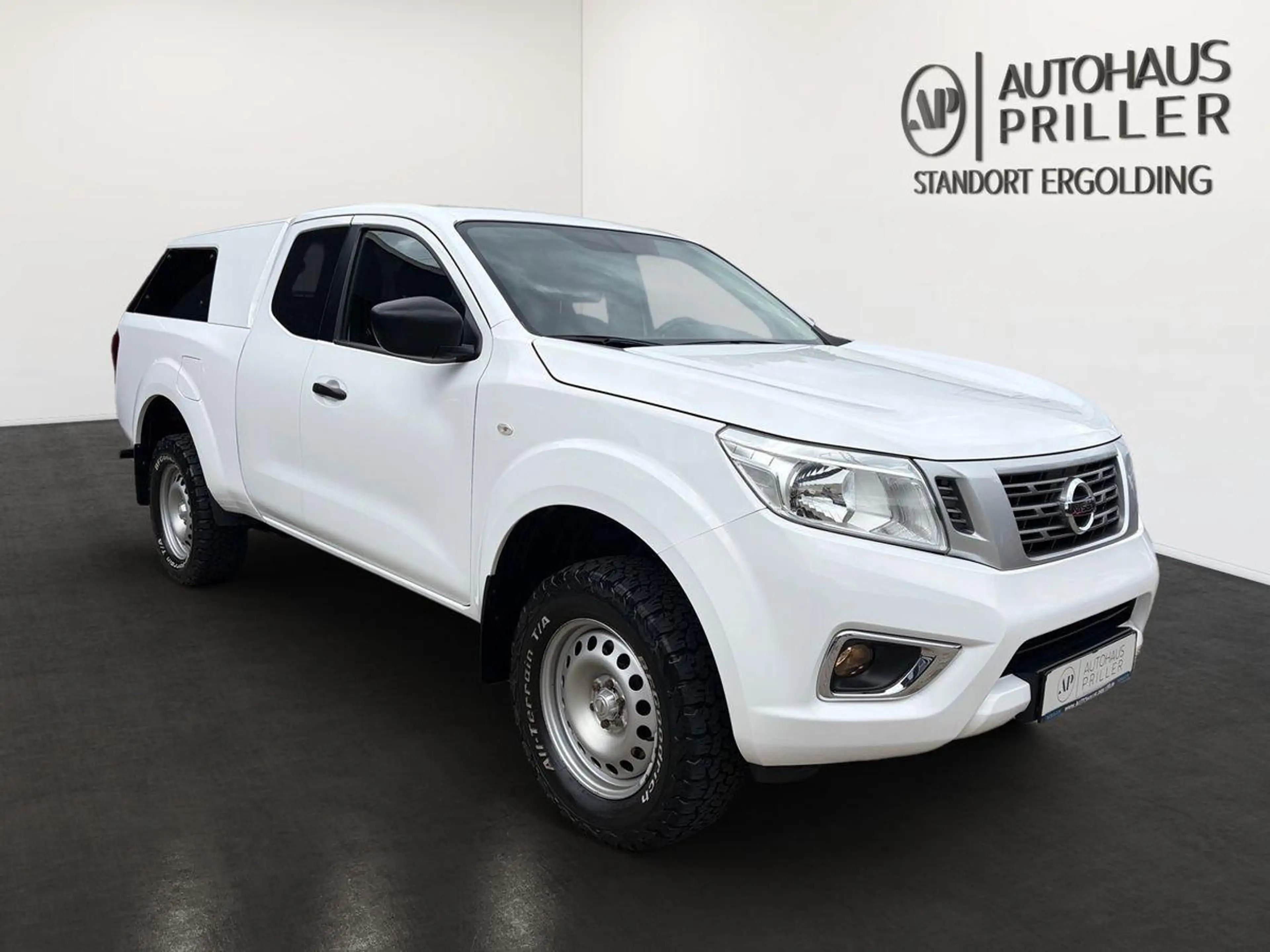 Nissan Navara King Cab Visia 2.3dCi *HARDTOP* — photo 4