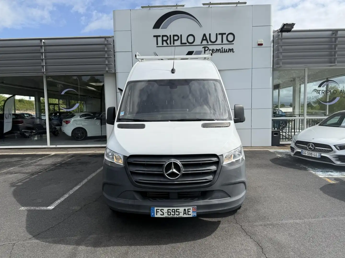 Mercedes-Benz Sprinter Sprinter 37N 3.5t 314 CDI - 143  FOURGON TVA RECUPERABLE + GPS Blanc - 2