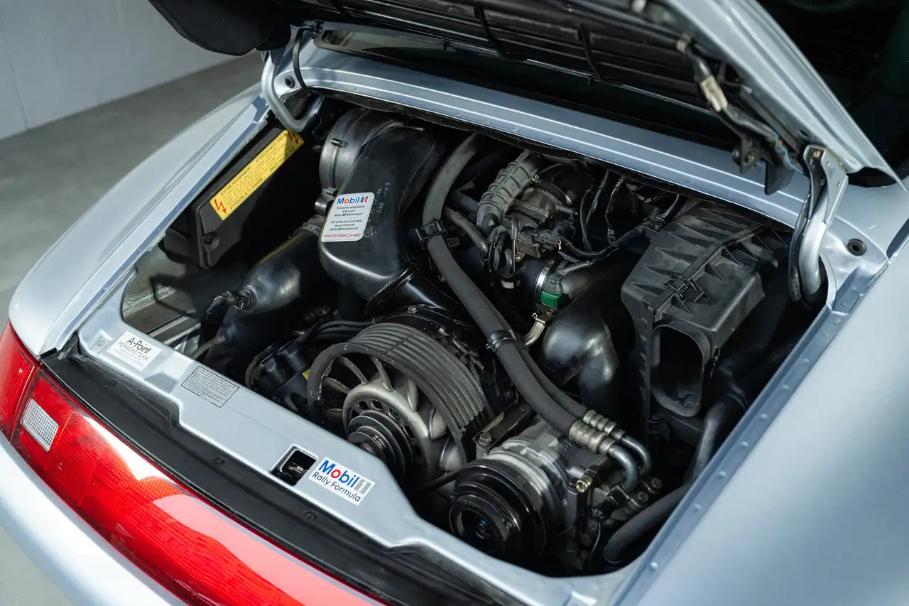 Porsche 993 Carrera 2 exclusive leather interior Cedar green, foto 12
