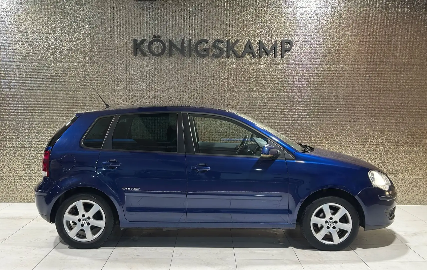Volkswagen Polo IV United *KLIMAAUT* TÜV BIS 06/2027* Bleu - 2