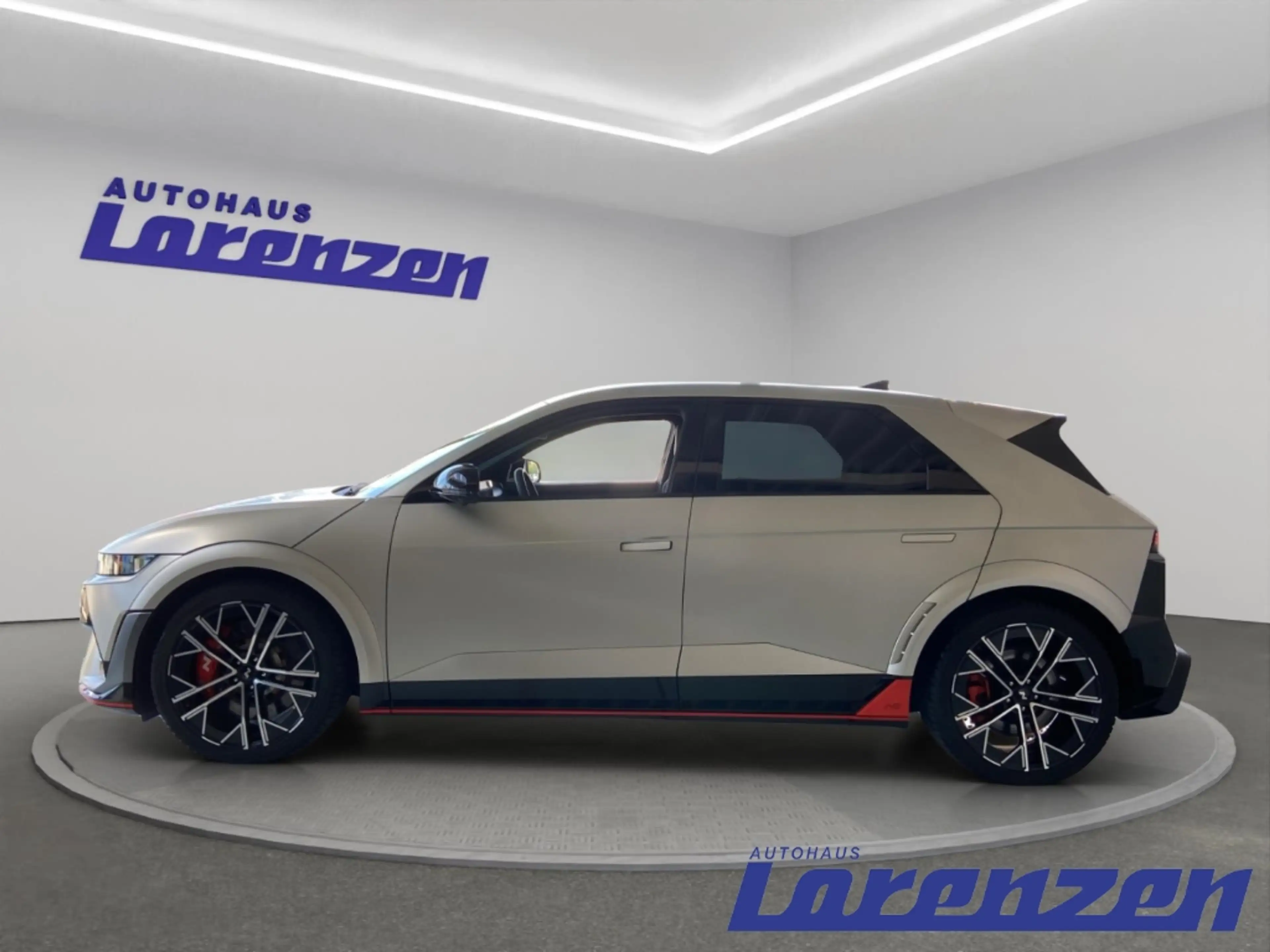 Hyundai IONIQ 5 Elektro 84kWh (609 PS) 4WD Sitz-Paket HUD Navi Dig — photo 7
