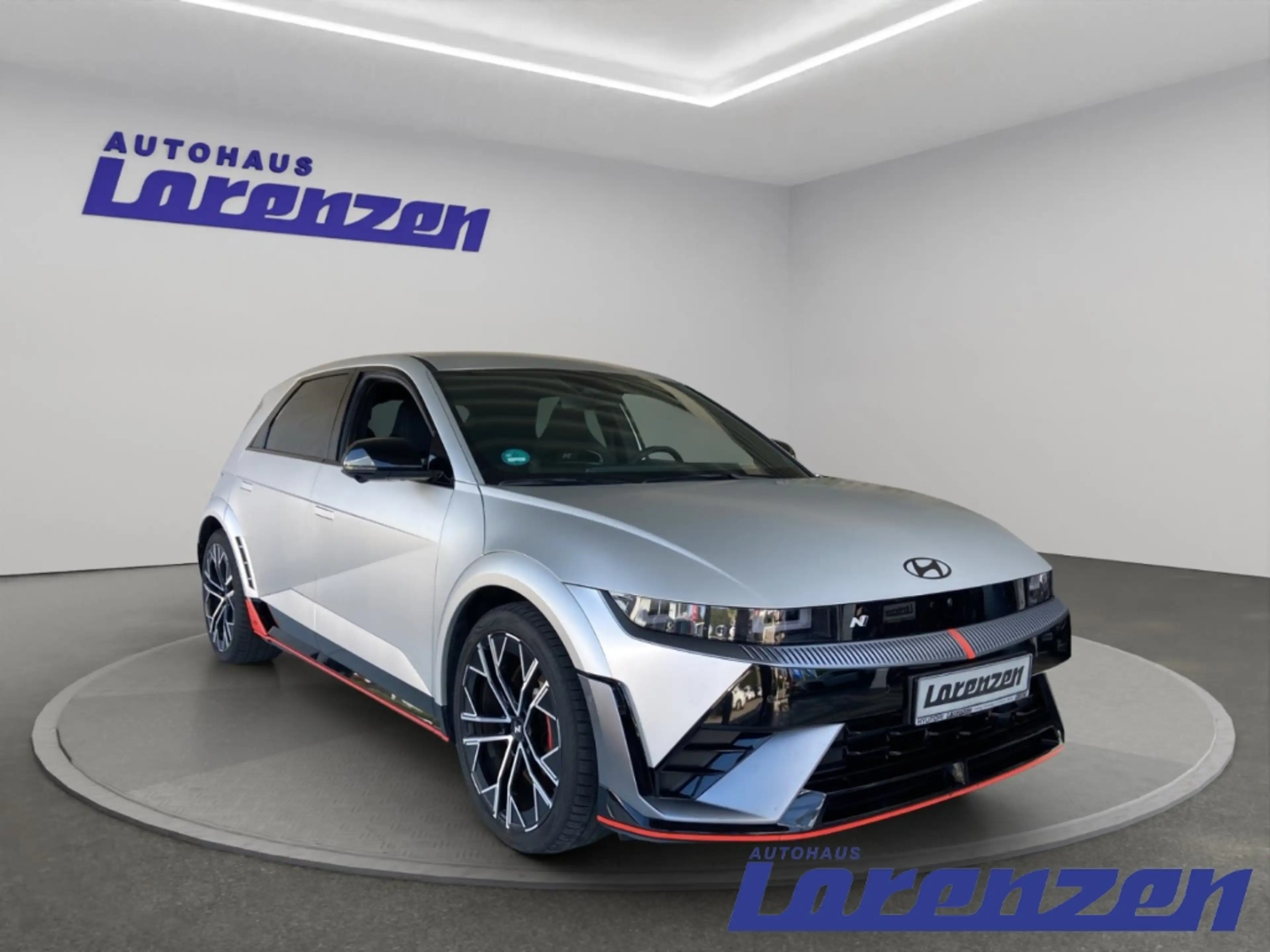 Hyundai IONIQ 5 Elektro 84kWh (609 PS) 4WD Sitz-Paket HUD Navi Dig — photo 3