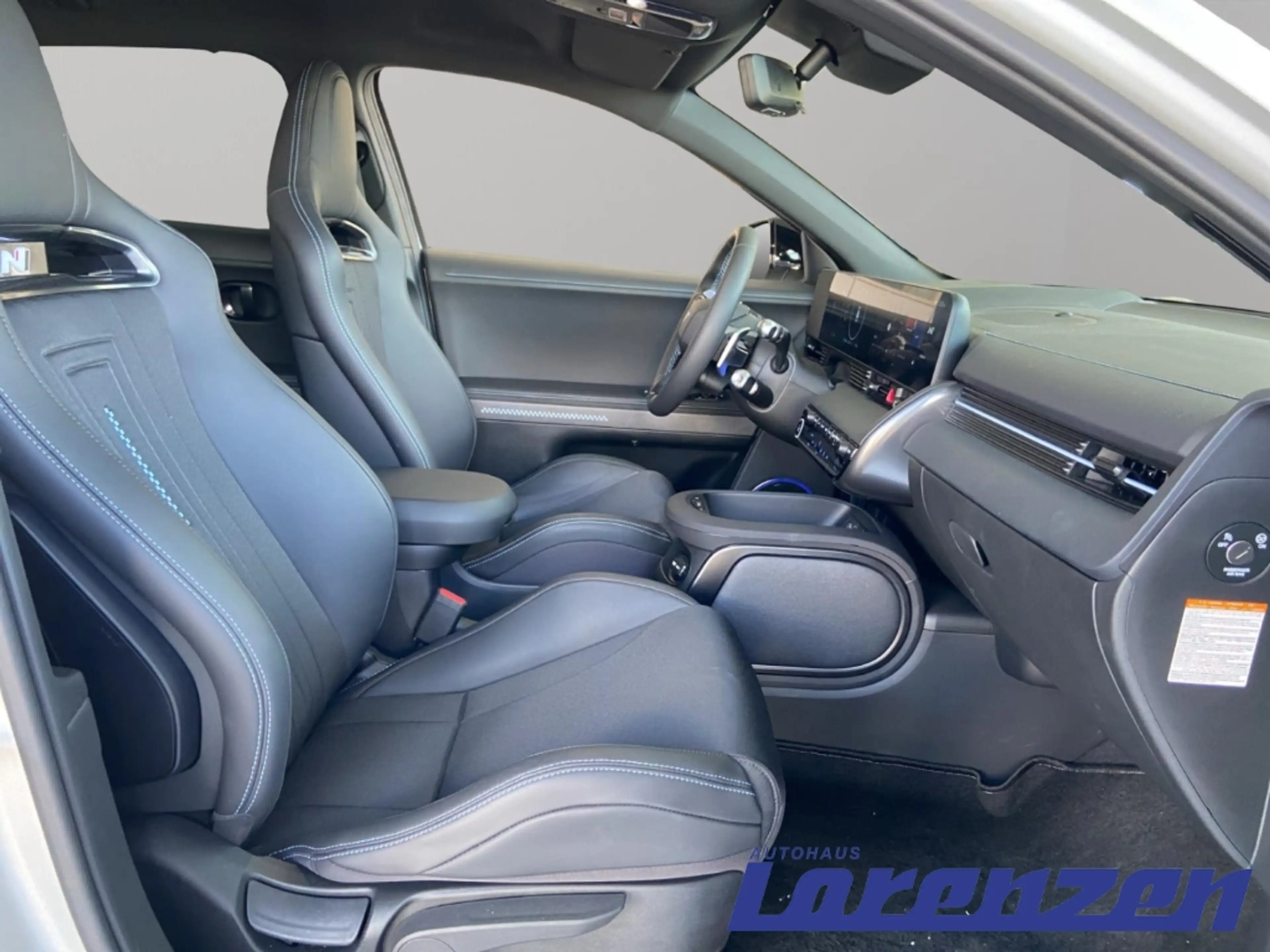 Hyundai IONIQ 5 Elektro 84kWh (609 PS) 4WD Sitz-Paket HUD Navi Dig — photo 8