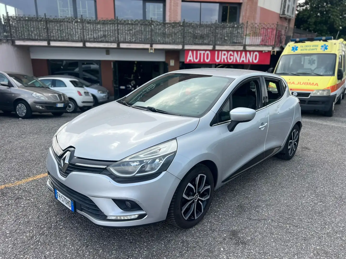 Renault Clio Clio 1.2 16v Intens 75cv Argento - 1
