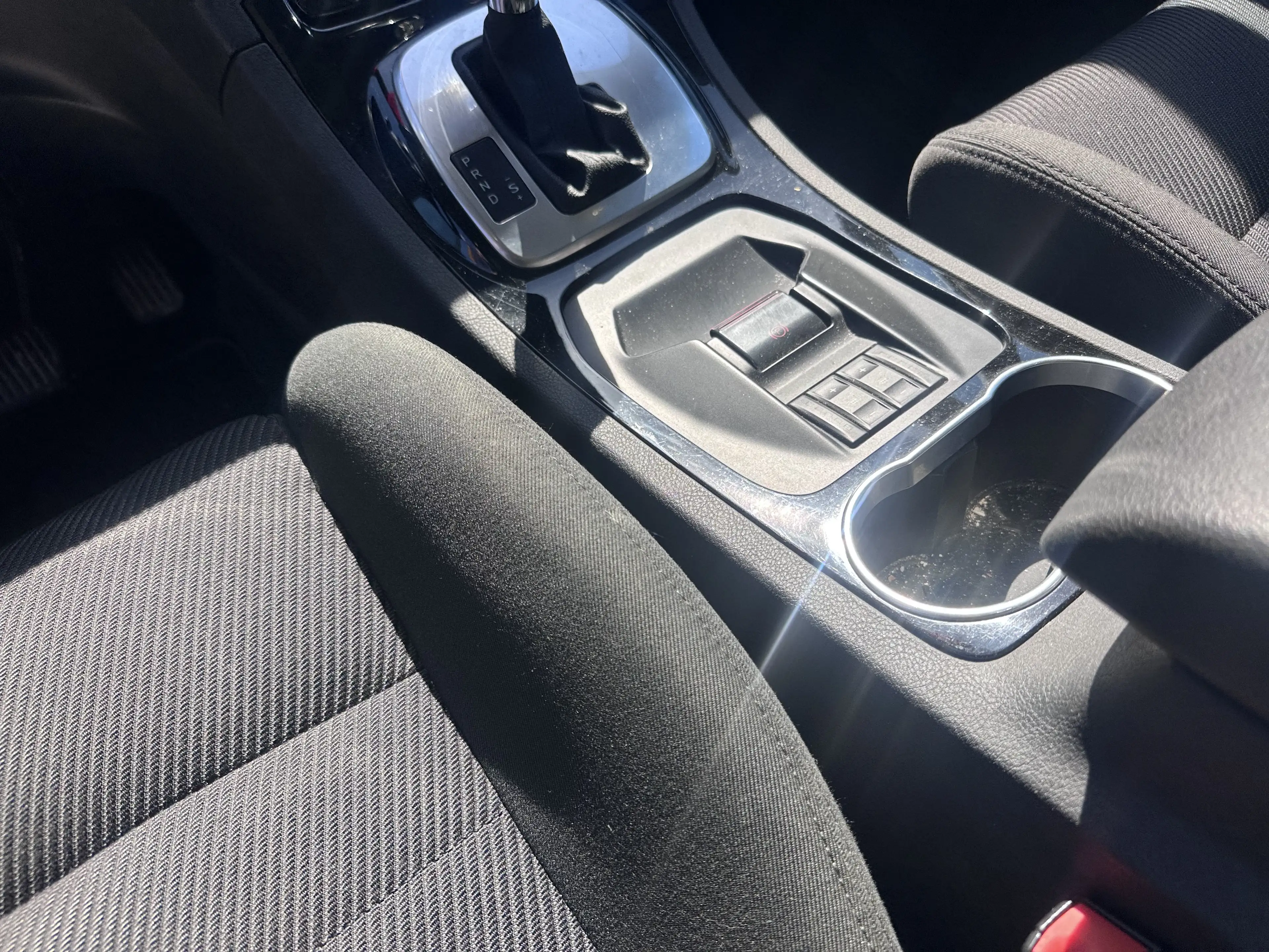 Ford S-Max Titanium — photo 14