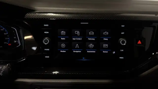 Volkswagen Polo view 30