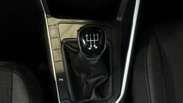 Volkswagen Polo view 28