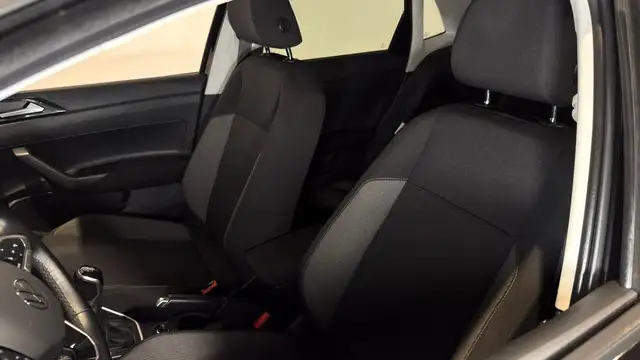 Volkswagen Polo view 13