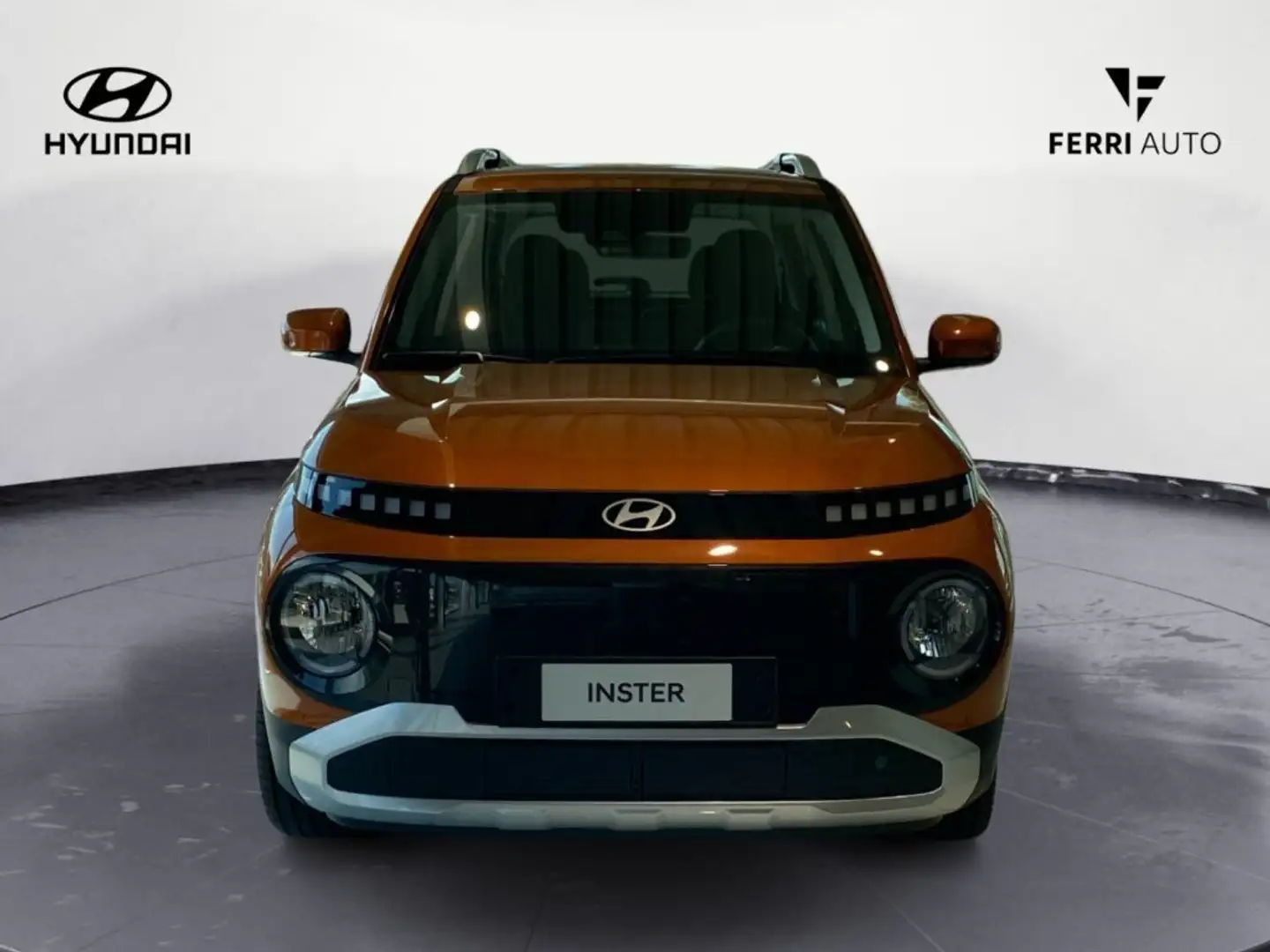 Hyundai Inster 49 kWh XClass Arancione - 2