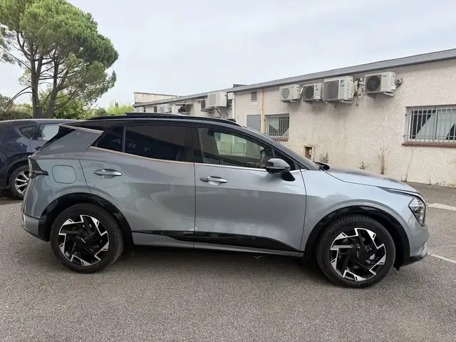 Kia Sportage view 4