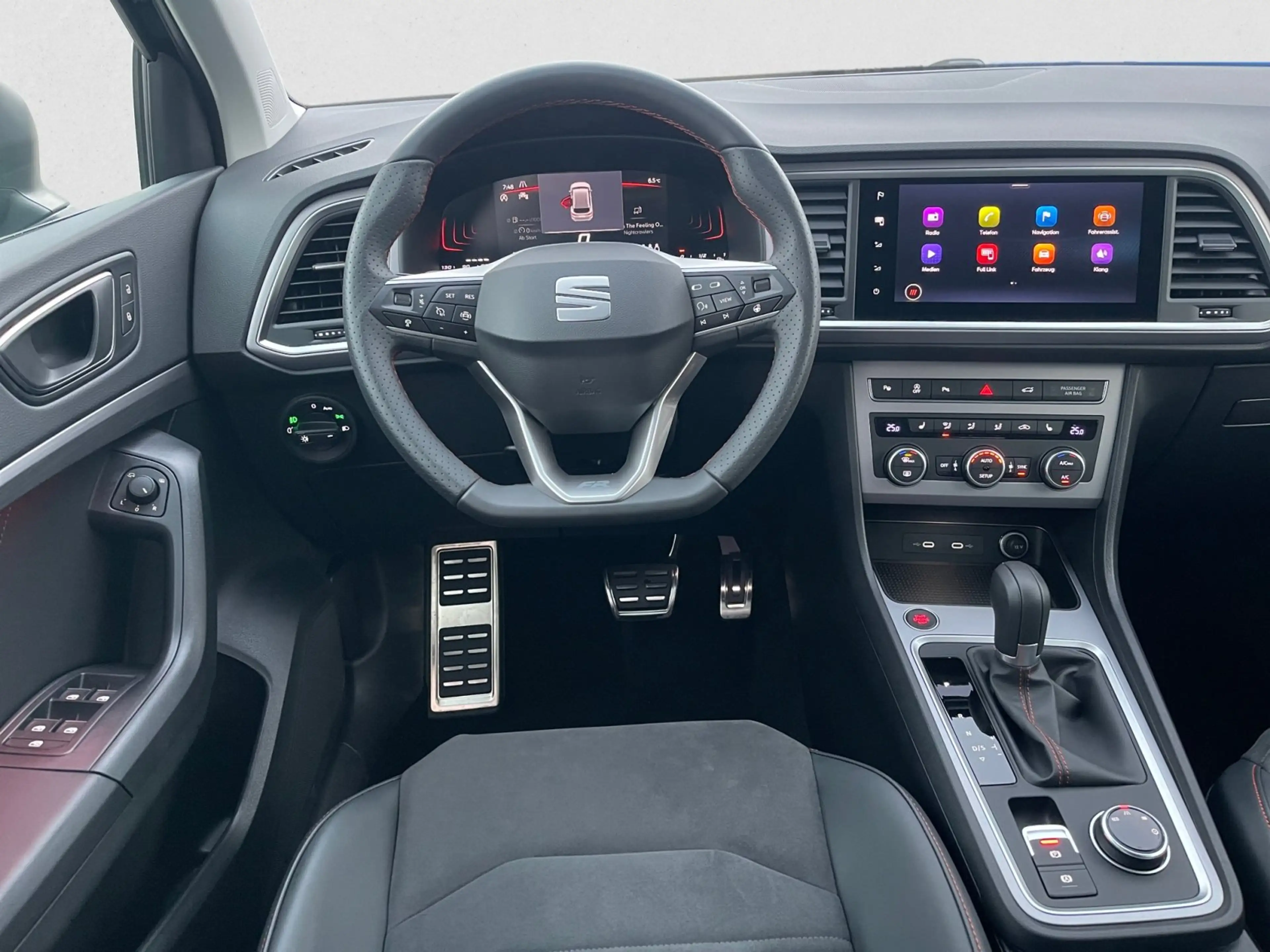 SEAT Ateca FR TSI DSG|AHK|NAVI|eHECKKLAPPE|KEYLESS| — photo 11