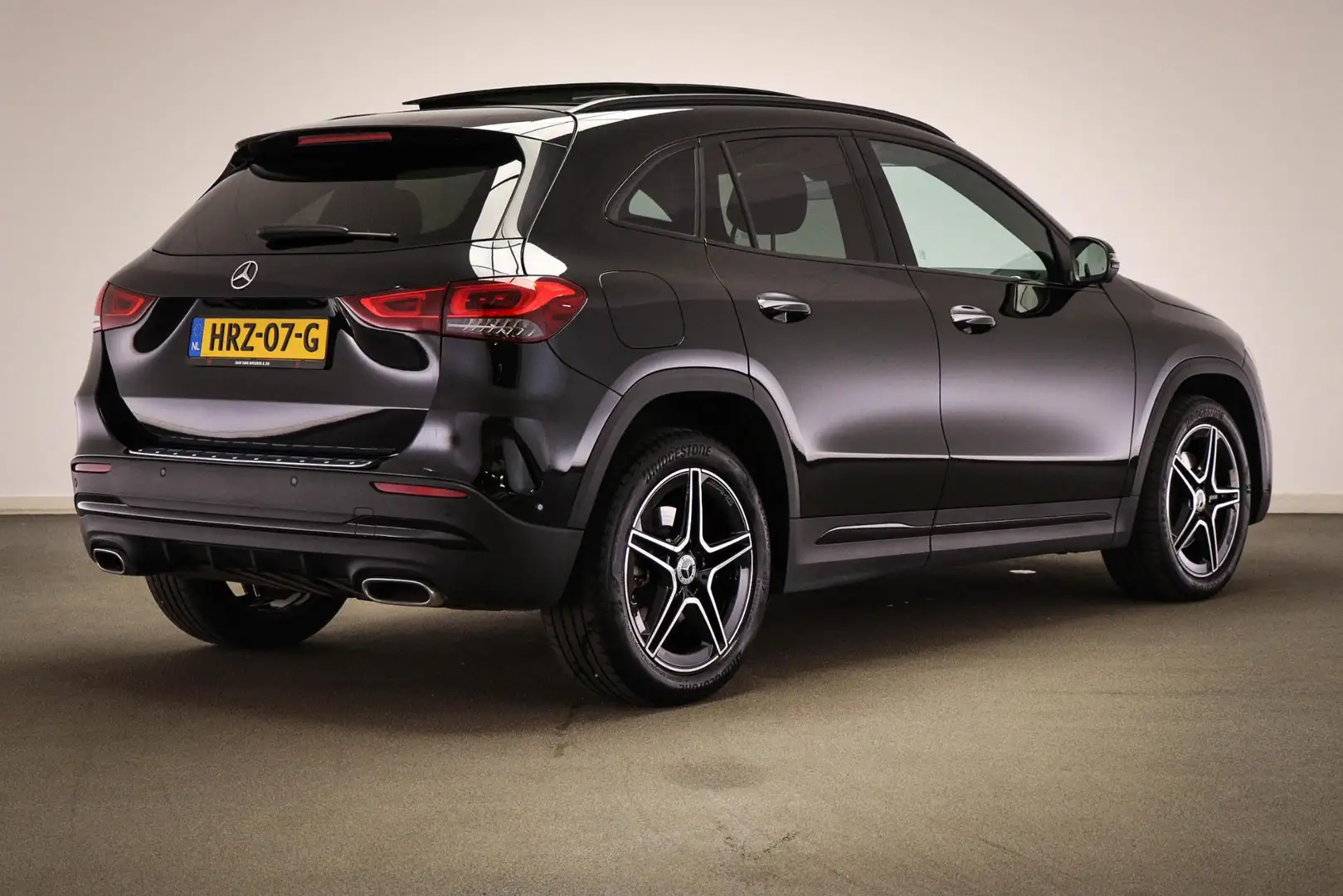 Mercedes-Benz GLA 250 e AMG Line | PREMIUM PLUS | PANORAMADAK | DAB | AP Zwart - 2