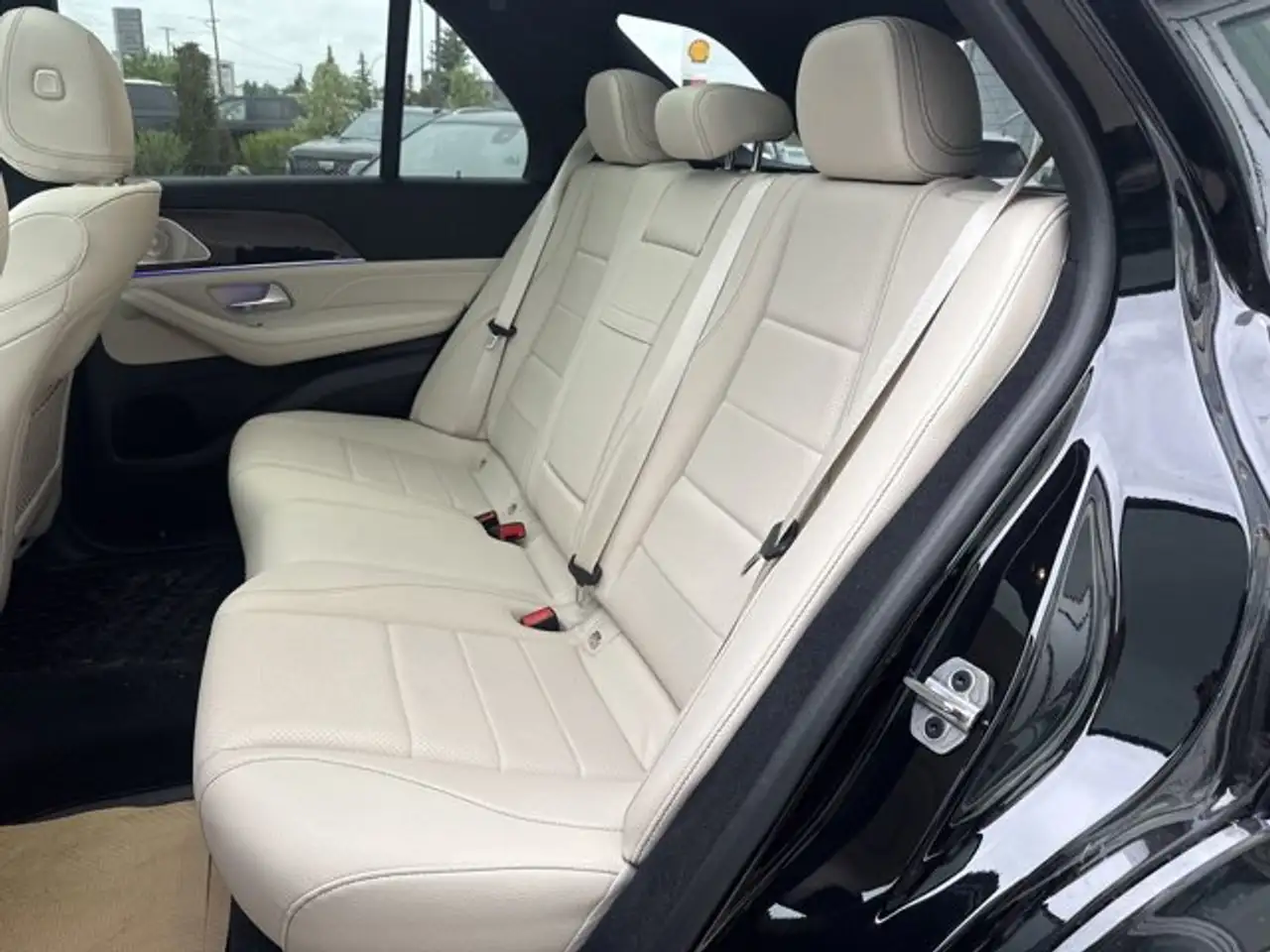 Mercedes-Benz GLE снимка Mercedes-Benz GLE