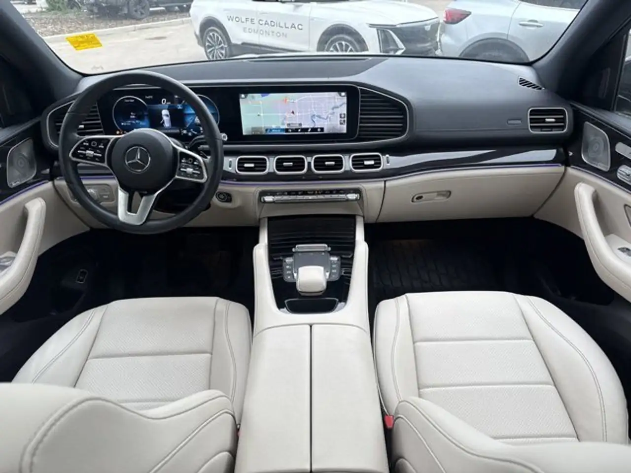 Mercedes-Benz GLE снимка Mercedes-Benz GLE
