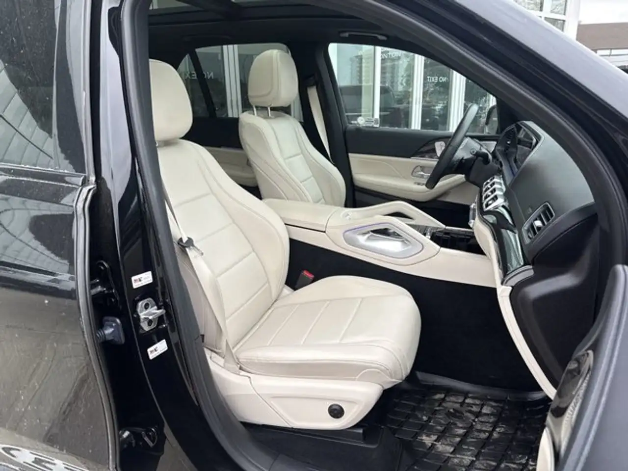 Mercedes-Benz GLE снимка Mercedes-Benz GLE