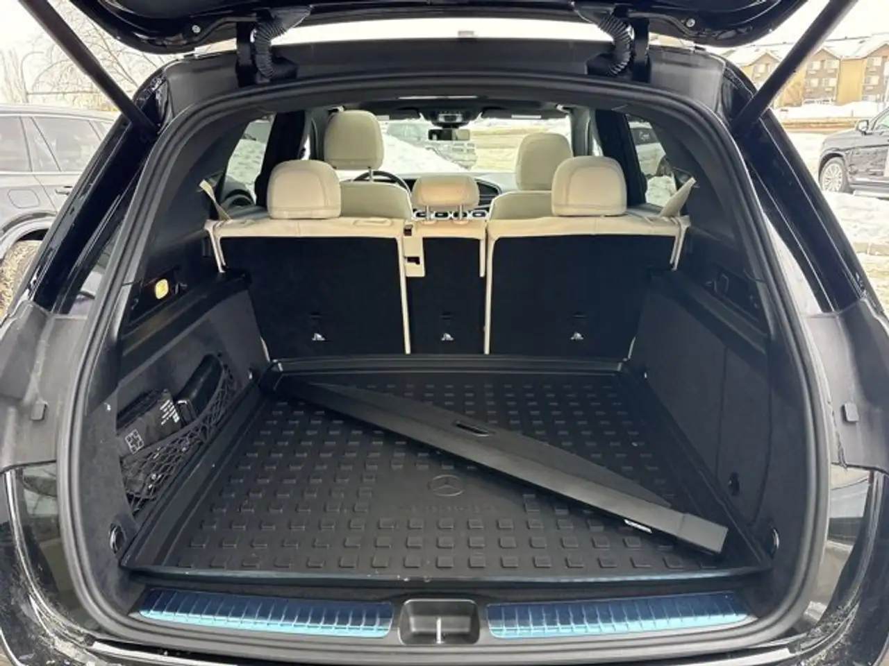 Mercedes-Benz GLE снимка Mercedes-Benz GLE