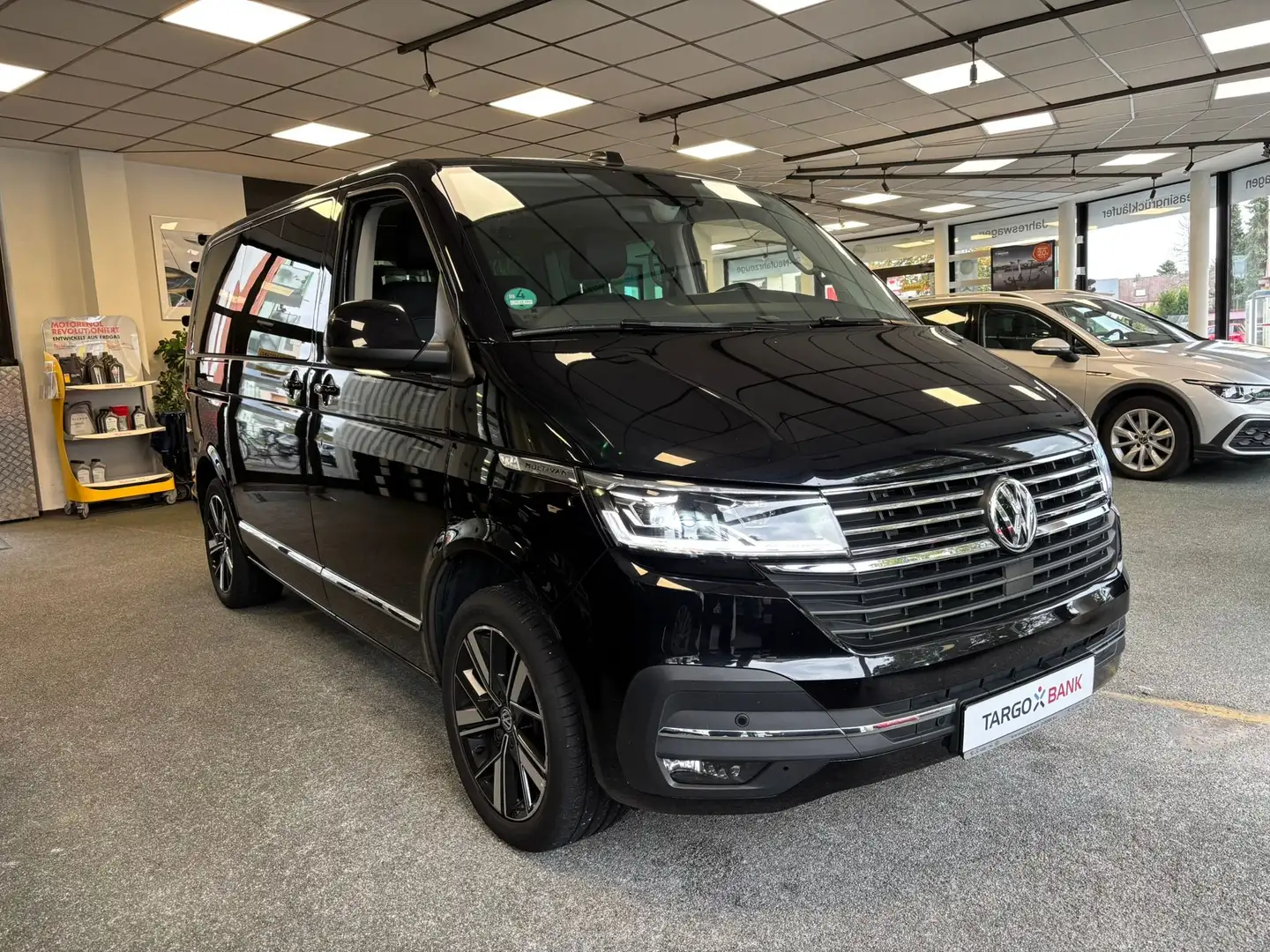 Volkswagen T6.1 Multivan Generation Six 2.0 TDI +STHZ+ACC+Fahrradträger+ Negro - 1